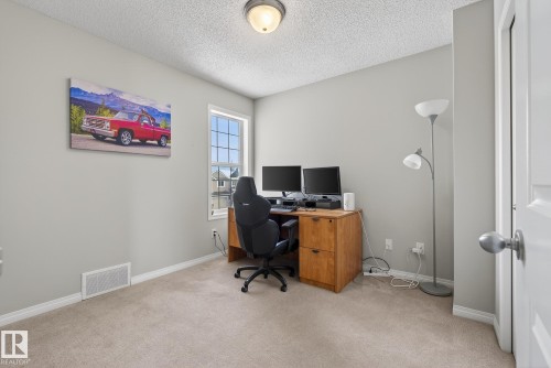 33 Hartwick Gate, Spruce Grove, AB - Indoor Photo Showing Other Room