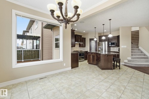 549 Hudson Road, Edmonton, AB - Indoor Photo Showing Kitchen With Upgraded Kitchen
