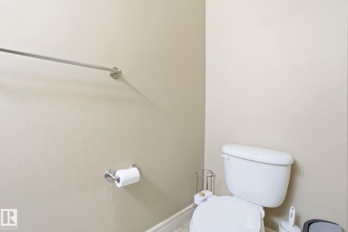 549 Hudson Road, Edmonton, AB - Indoor Photo Showing Bathroom