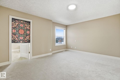 549 Hudson Road, Edmonton, AB - Indoor Photo Showing Other Room