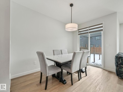 1143 Plum Lane, Edmonton, AB - Indoor Photo Showing Dining Room