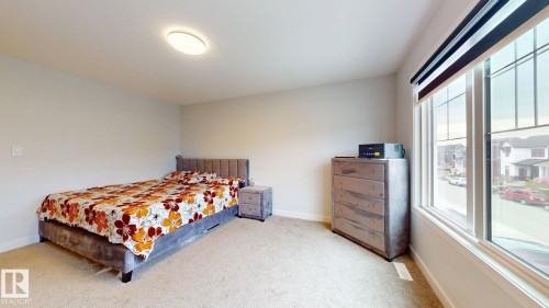 1143 Plum Lane, Edmonton, AB - Indoor Photo Showing Bedroom