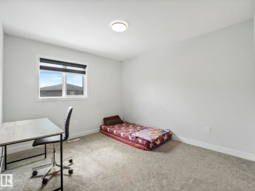 1143 Plum Lane, Edmonton, AB - Indoor Photo Showing Other Room
