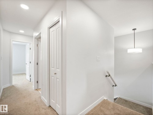1143 Plum Lane, Edmonton, AB - Indoor Photo Showing Other Room