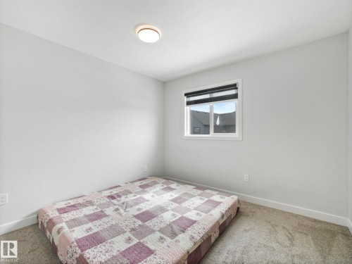 1143 Plum Lane, Edmonton, AB - Indoor Photo Showing Bedroom
