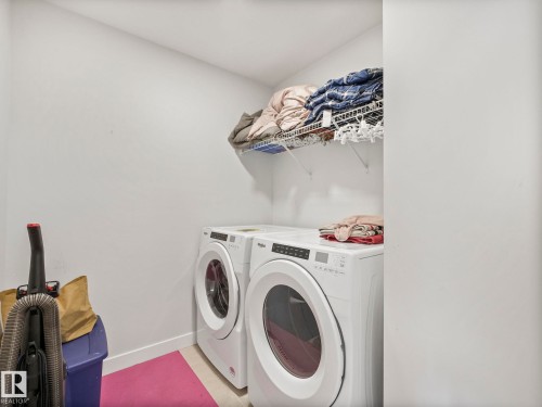 1143 Plum Lane, Edmonton, AB - Indoor Photo Showing Laundry Room