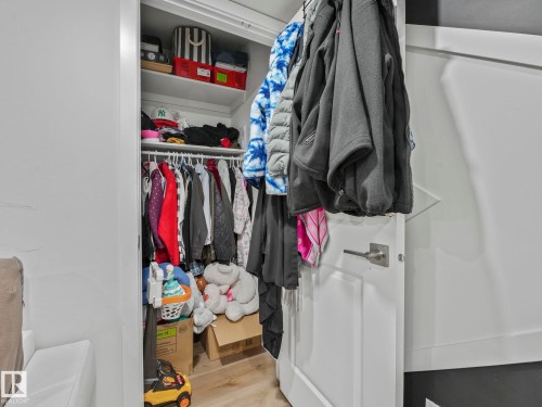 1143 Plum Lane, Edmonton, AB - Indoor With Storage