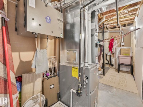 1143 Plum Lane, Edmonton, AB - Indoor Photo Showing Basement