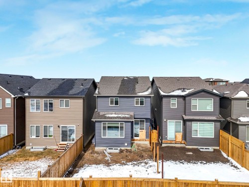 1143 Plum Lane, Edmonton, AB - Outdoor