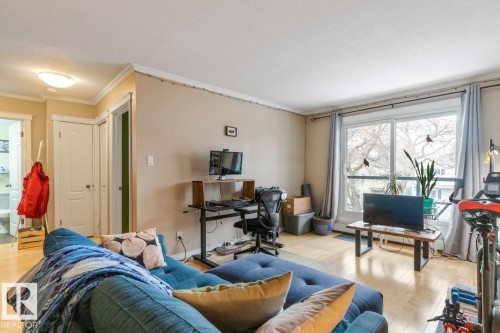 301 10547 83 Avenue, Edmonton, AB - Indoor Photo Showing Other Room