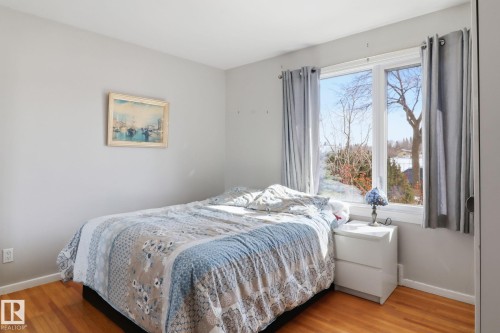 4414 46 Avenue, Leduc, AB - Indoor Photo Showing Bedroom