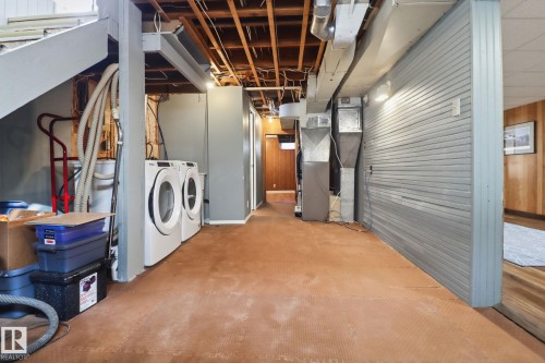 4414 46 Avenue, Leduc, AB - Indoor Photo Showing Other Room