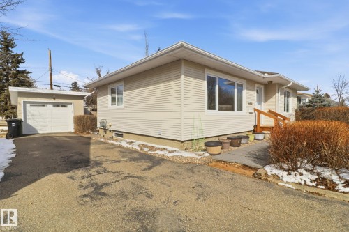 4414 46 Avenue, Leduc, AB - Outdoor