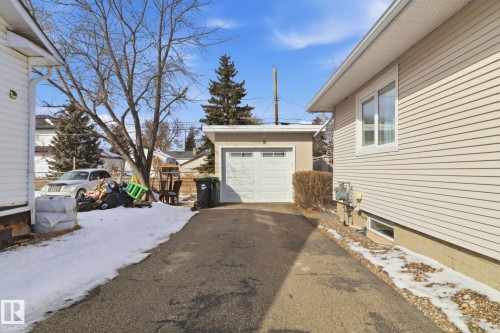 4414 46 Avenue, Leduc, AB - Outdoor