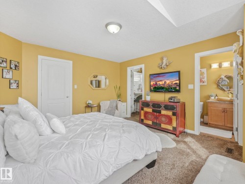 16412 61 Street, Edmonton, AB - Indoor Photo Showing Bedroom