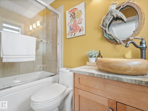 16412 61 Street, Edmonton, AB - Indoor Photo Showing Bathroom