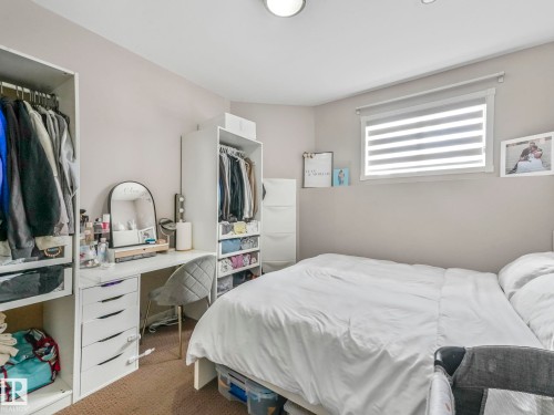 16412 61 Street, Edmonton, AB - Indoor Photo Showing Bedroom