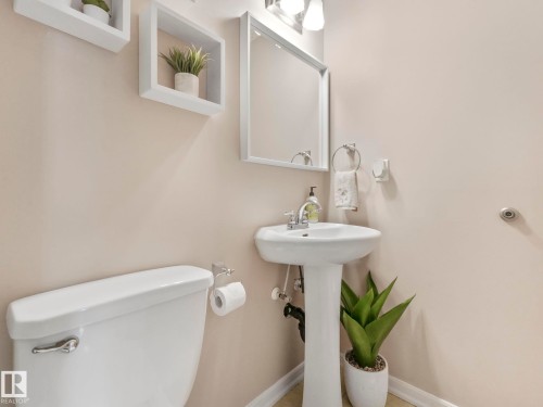 16412 61 Street, Edmonton, AB - Indoor Photo Showing Bathroom