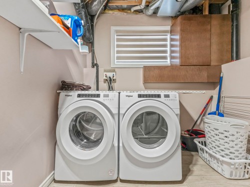 16412 61 Street, Edmonton, AB - Indoor Photo Showing Laundry Room