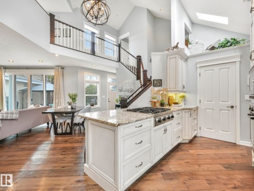 110 Weaver Drive, Edmonton, AB - Indoor