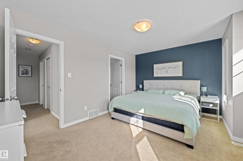17072 81 Street, Edmonton, AB - Indoor Photo Showing Bedroom