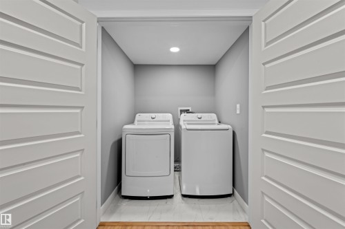 17072 81 Street, Edmonton, AB - Indoor Photo Showing Laundry Room