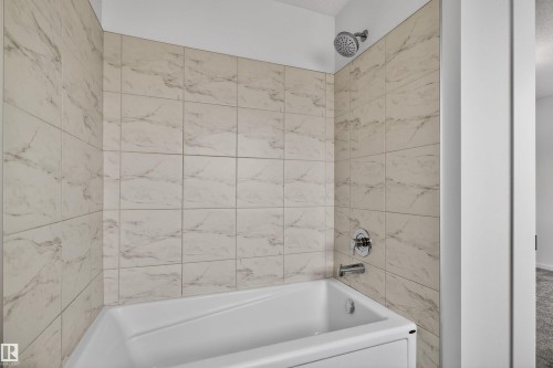 1265 Rosenthal Boulevard, Edmonton, AB - Indoor Photo Showing Bathroom