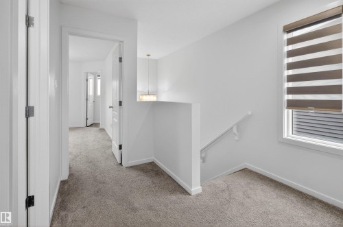 1265 Rosenthal Boulevard, Edmonton, AB - Indoor Photo Showing Other Room