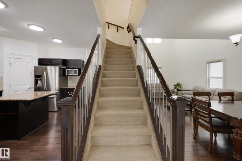 6131 10 Avenue, Edmonton, AB - Indoor Photo Showing Other Room