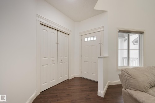 6131 10 Avenue, Edmonton, AB - Indoor