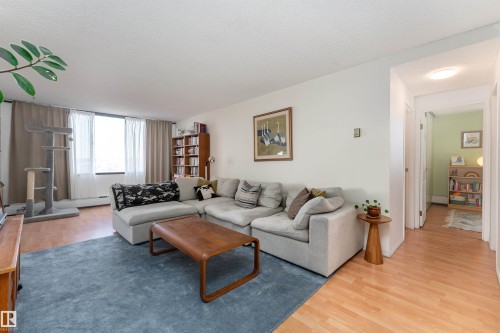 805 9808 103 Street  Edmonton, AB T5K 2G4