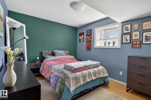 4 Dorset Place, St. Albert, AB - Indoor Photo Showing Bedroom