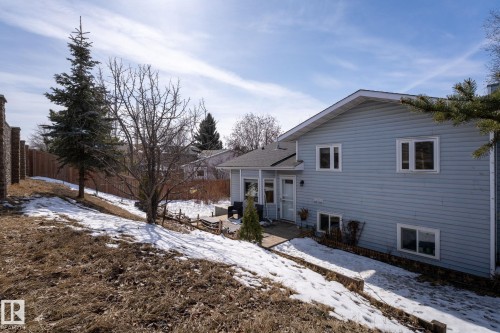 4 Dorset Place, St. Albert, AB - Outdoor