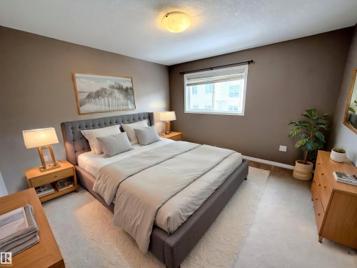87 Haney Landing, Spruce Grove, AB - Indoor Photo Showing Bedroom