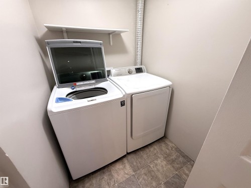87 Haney Landing, Spruce Grove, AB - Indoor Photo Showing Laundry Room