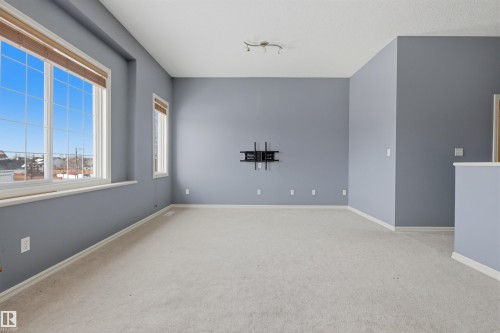125 Rue Masson, Beaumont, AB - Indoor Photo Showing Other Room