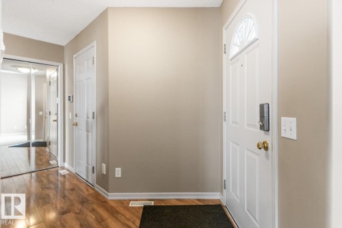 235 River Point(E), Edmonton, AB - Indoor Photo Showing Other Room