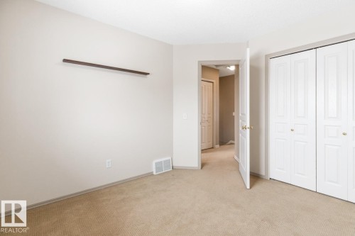 235 River Point(E), Edmonton, AB - Indoor