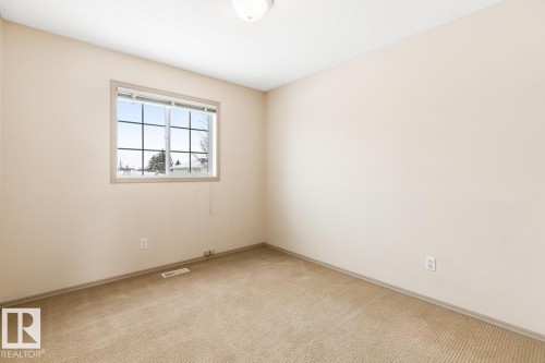 235 River Point(E), Edmonton, AB - Indoor Photo Showing Other Room