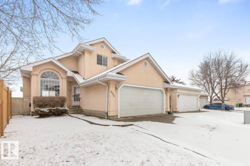 235 River Point(E), Edmonton, AB - Outdoor