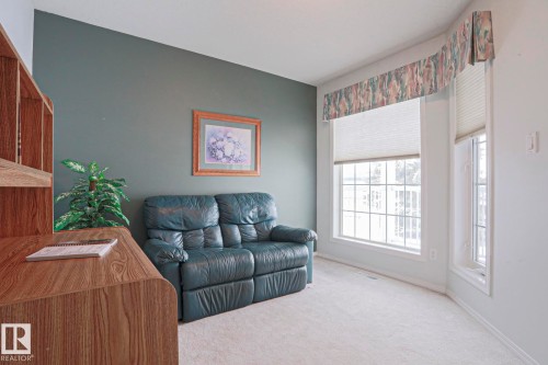 116 Maisonette Village, Leduc, AB - Indoor Photo Showing Living Room