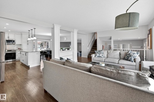 10524 31 Avenue, Edmonton, AB - Indoor