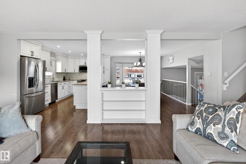 10524 31 Avenue, Edmonton, AB - Indoor