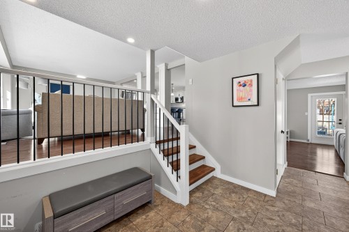 10524 31 Avenue, Edmonton, AB - Indoor Photo Showing Other Room