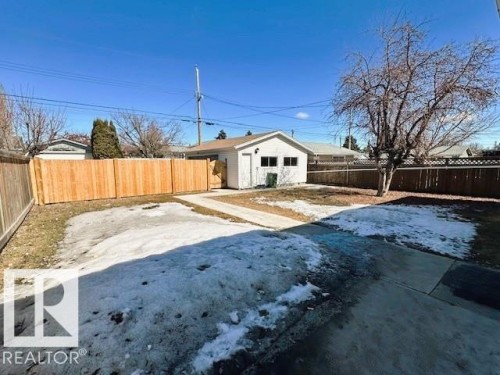 5504 94A Avenue, Edmonton, AB - Outdoor