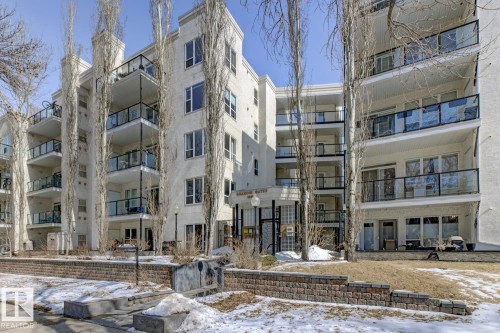 124 10023 110 Street  Edmonton, AB T5K 1J5