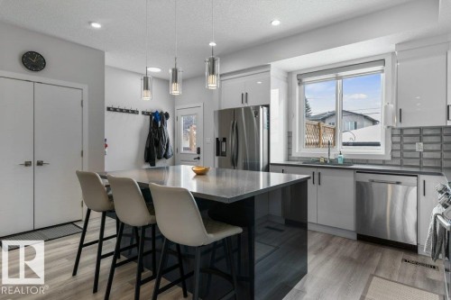 11029 150 Street, Edmonton, AB - Indoor