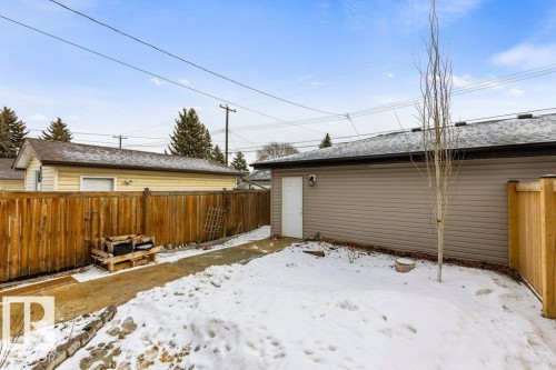 11029 150 Street, Edmonton, AB - Outdoor