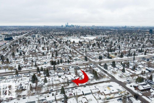 11029 150 Street, Edmonton, AB - Outdoor With View