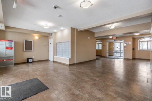307 8730 82 Avenue, Edmonton, AB - Indoor Photo Showing Other Room